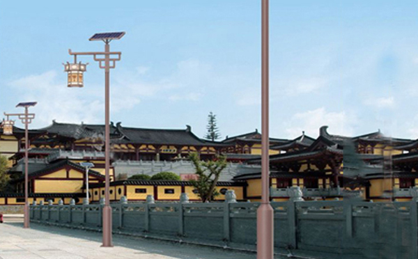 抗风型拉孜太阳能路灯：保障稳定照明不受风害